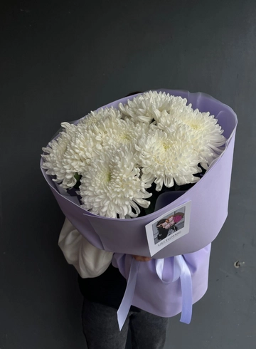 Монобукет из одноголовой хризантемы  от интернет-магазина цветов в 