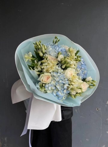 Сборный букет из гортензии, пионовидной розы, альстромерии от интернет-магазина цветов в 