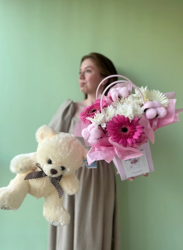 Комбо с мишкой «Цветочный сюрприз» от интернет-магазина цветов в 