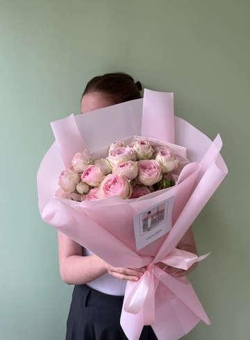 Кустовые розы «Милый презент» от интернет-магазина цветов в 