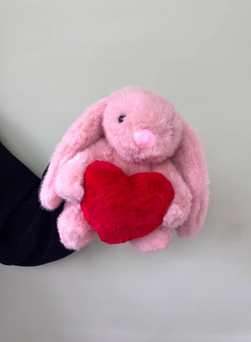 Розовый зайчик с сердечком от интернет-магазина цветов в 