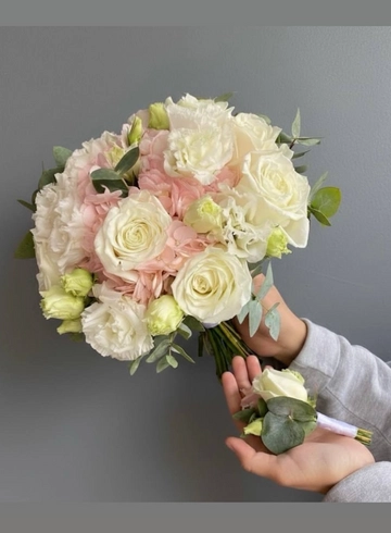 Свадебный сборный букет «Нежность» от интернет-магазина цветов в 