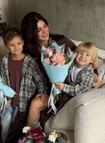 Сборный букет «Милый сюрприз» от интернет-магазина цветов в 