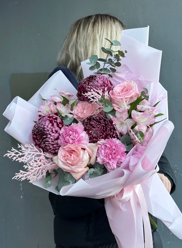 Сборный букет «Воздушные мечты» от интернет-магазина цветов в 