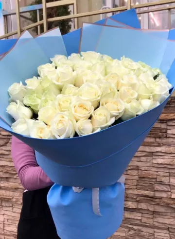 Букет из белых роз &laquo;Облако любви&raquo; от интернет-магазина цветов в 