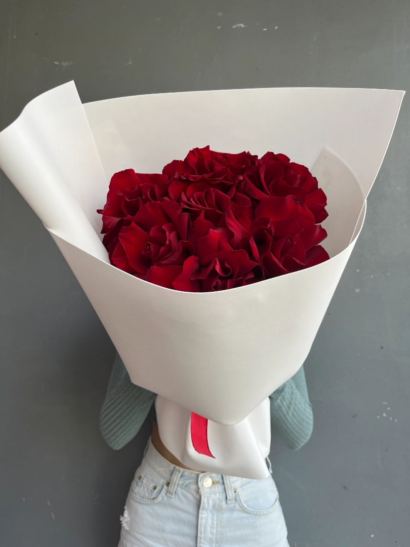 Букет из красных роз «Пламя» от интернет-магазина цветов в 