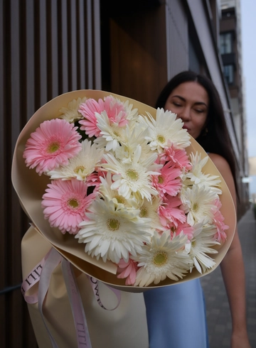 Монобукет из гербер &laquo;нежный персик&raquo; от интернет-магазина цветов в 