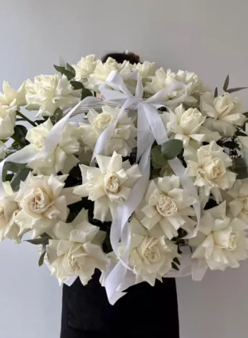 Композиция в корзине &laquo;Амстердам&raquo; от интернет-магазина цветов в 