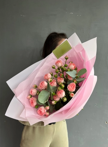 Монобукет в розовых тонах от интернет-магазина цветов в 